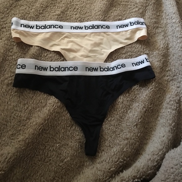 new balance thong